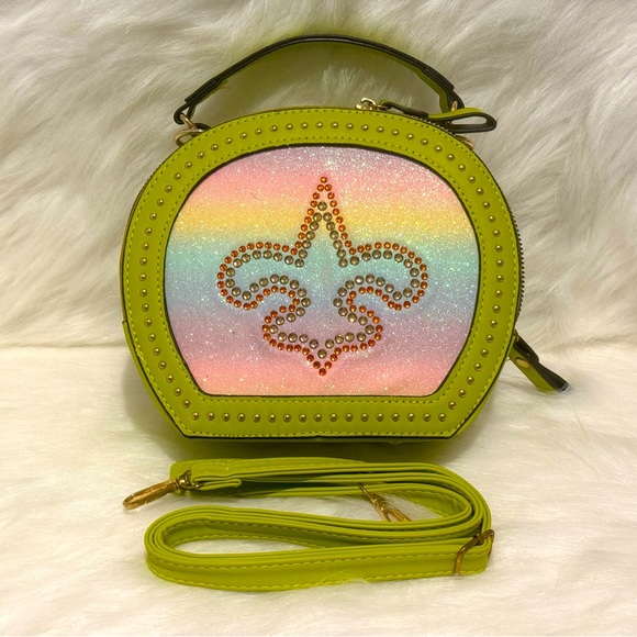 Spicy Lime Green Platform Sandals with Lime Green Fleur De Lis Crossbody - Picture 14 of 14